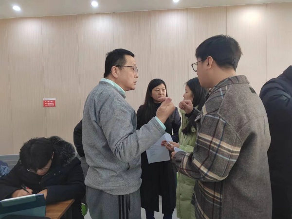 图4.jpg 图4.jpg