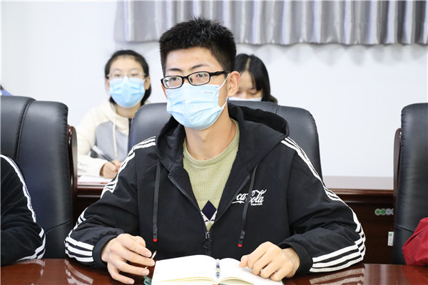 组图3.jpg 组图3.jpg