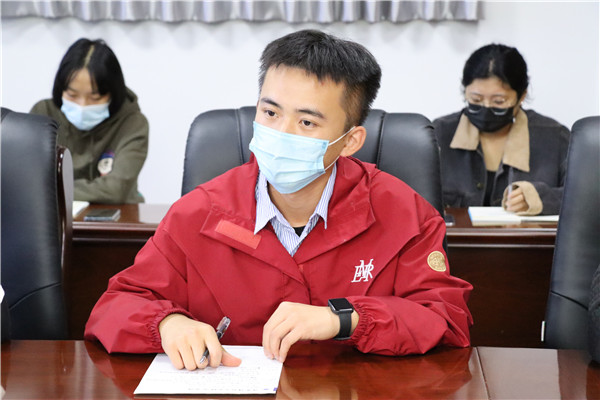组图4.jpg 组图4.jpg